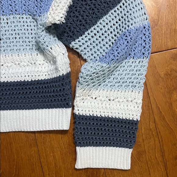 Le Lis Collection Striped Striped Crochet Cardigan Sz M Blue Coastal Boho Cozy - Picture 3 of 9